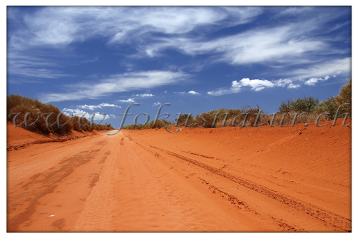 AU 2002.112 - Outback